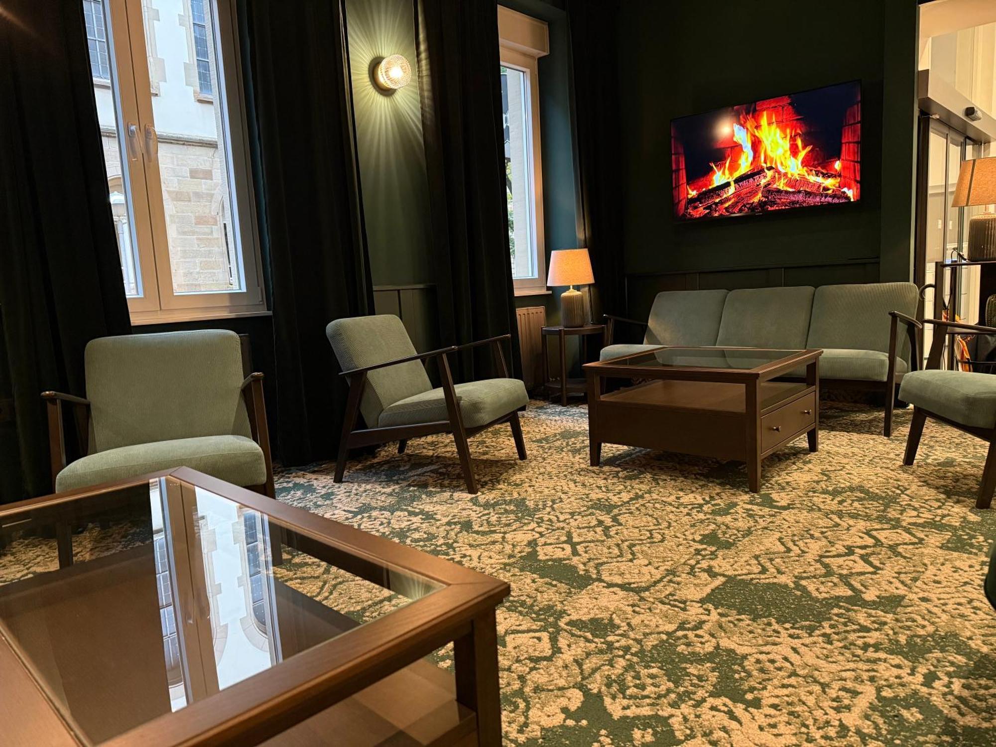 Hotel Barbarossa Karlsruhe Stadtmitte エクステリア 写真