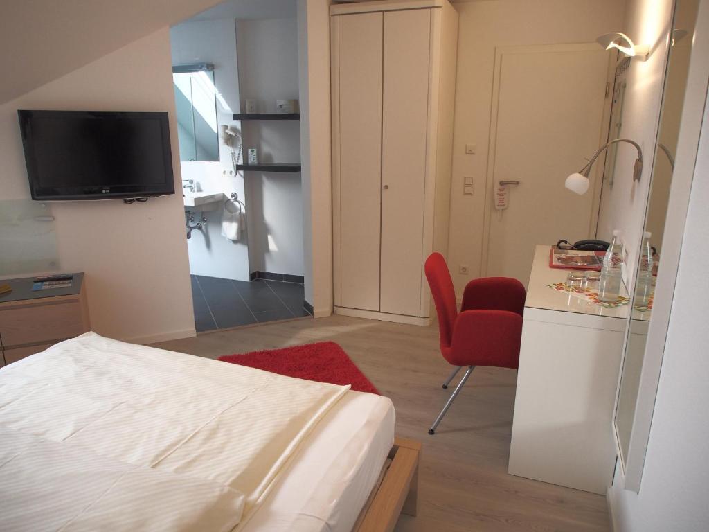 Hotel Barbarossa Karlsruhe Stadtmitte 部屋 写真