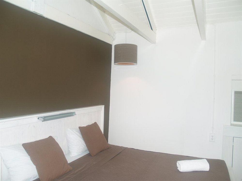 Hotel Barbarossa Karlsruhe Stadtmitte エクステリア 写真