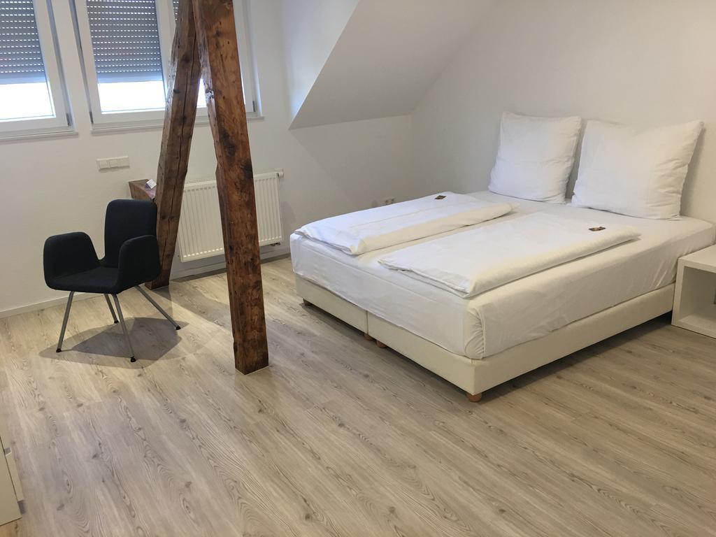Hotel Barbarossa Karlsruhe Stadtmitte エクステリア 写真