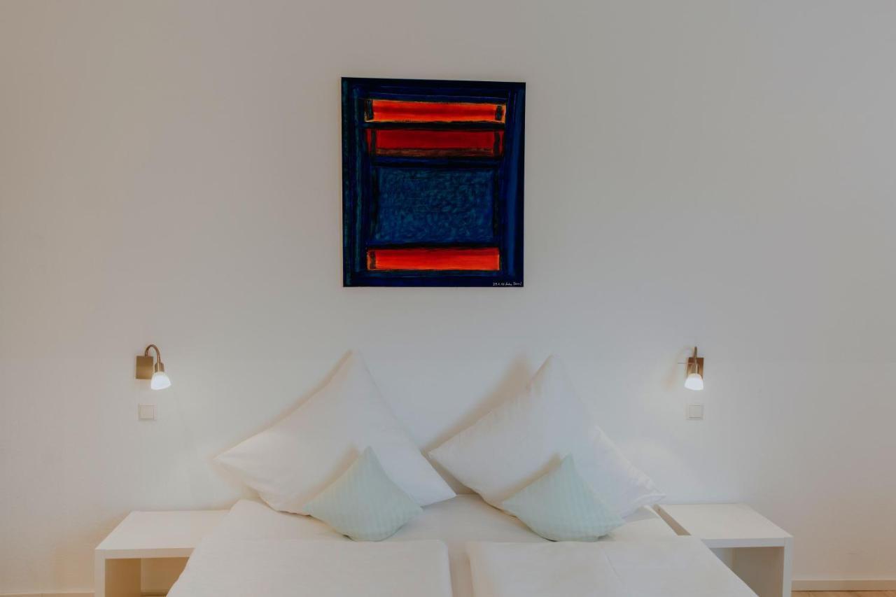 Hotel Barbarossa Karlsruhe Stadtmitte エクステリア 写真